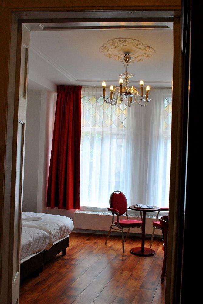 Lange Mare City Hotel Leiden Ruang foto